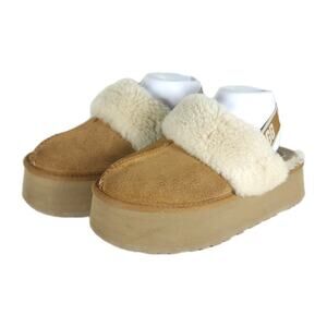 UGG Women's Funkette Chestnut US9 Suede Sheepskin Lined Platform Slippers